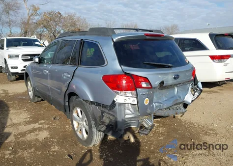 2014 Subaru Outback 2.5I Premium из США, поврежденный, VIN 4S4BRCCC2E3243946